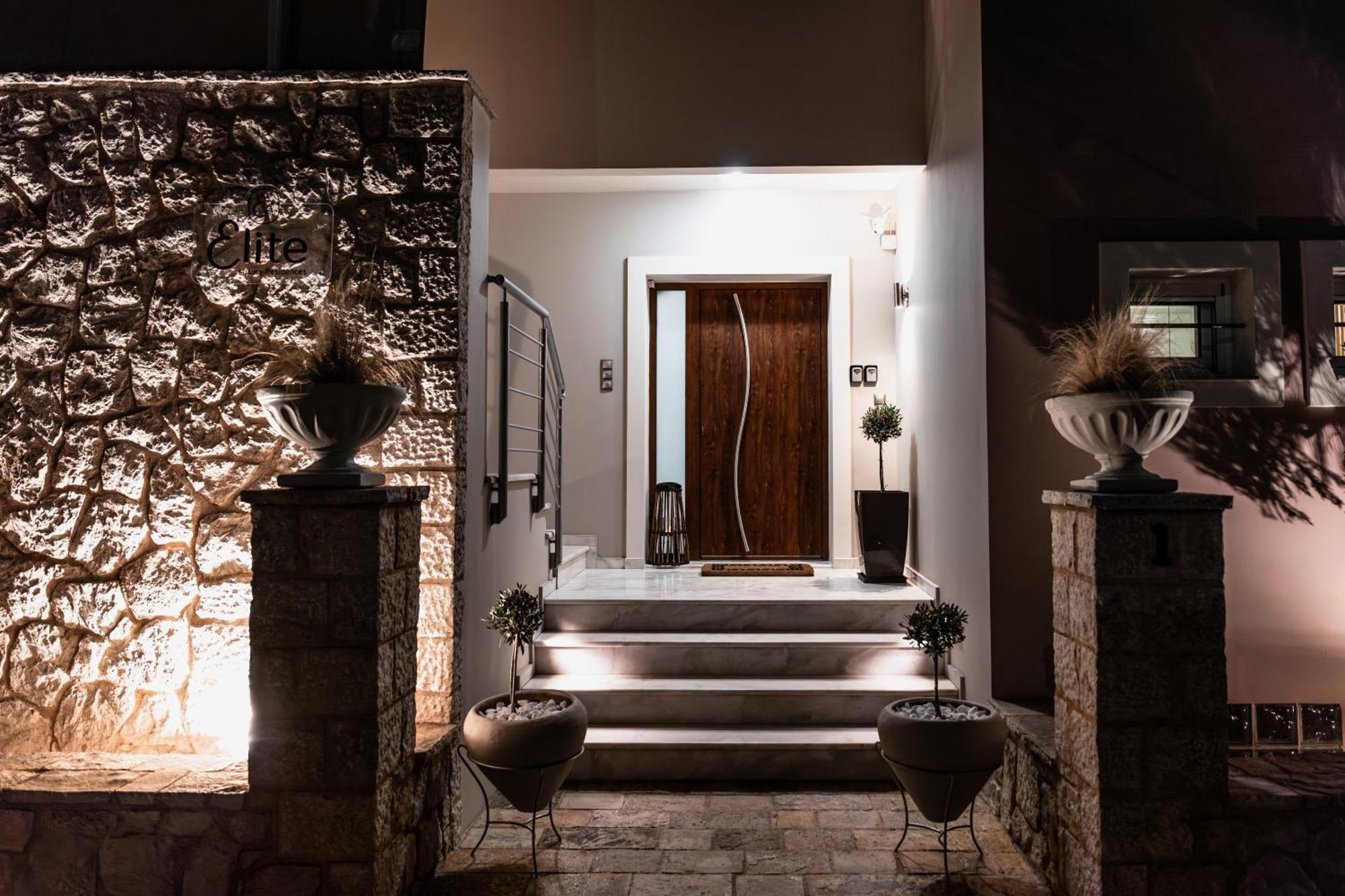 Elite Luxury Residences *